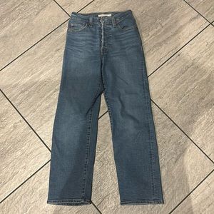 Levi’s Ribcage Ankle Jeans